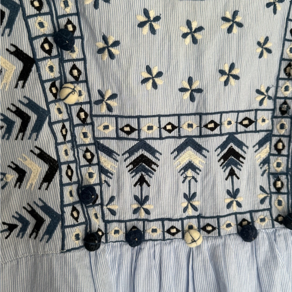 Blue Embroidered long sleeves Dress - Picture 2 of 5